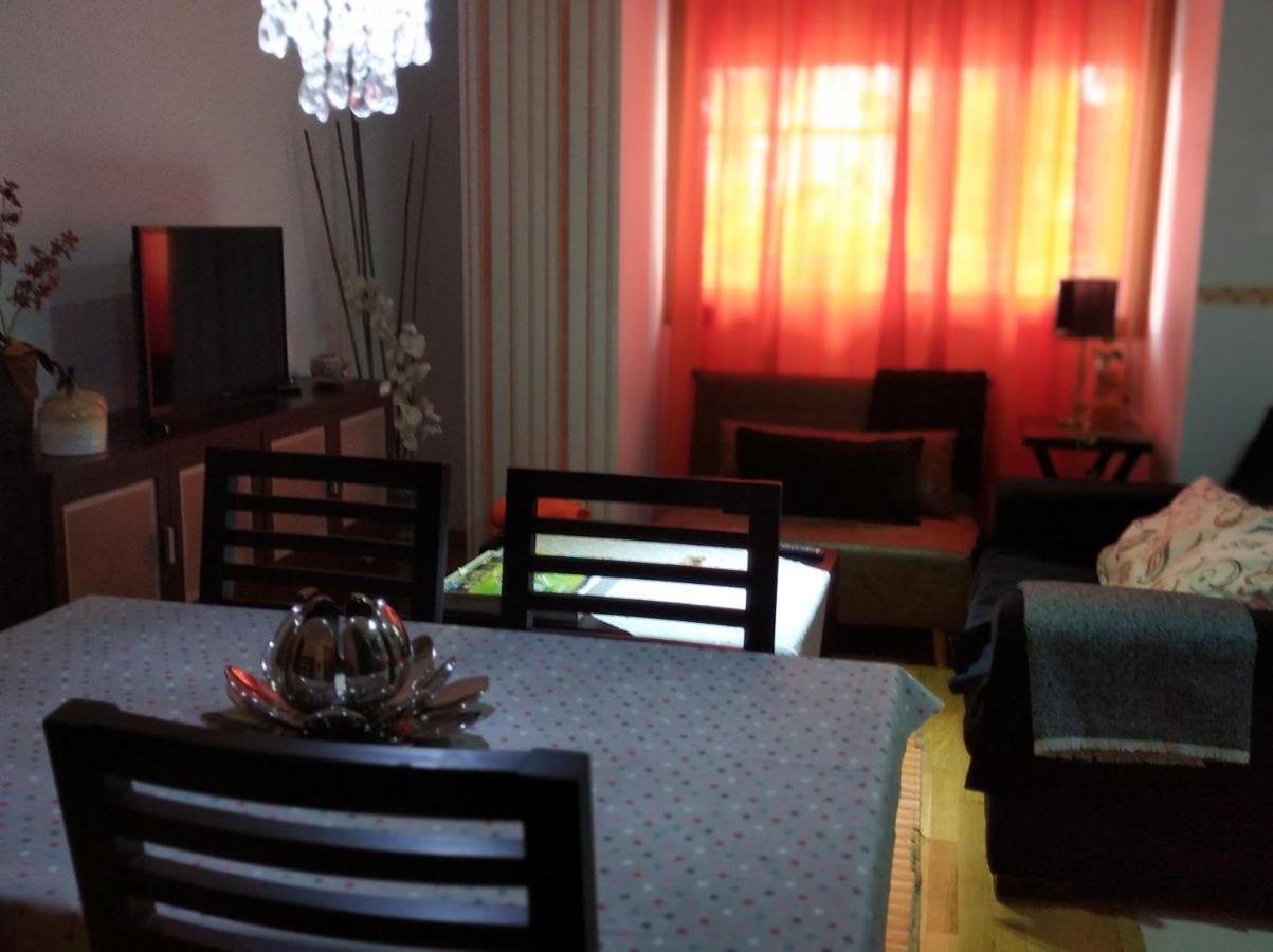 Appartamento Maria Belkis Ourense Esterno foto